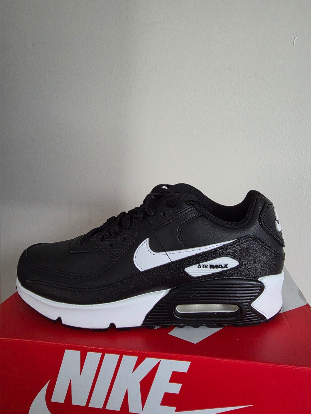 Nike Air Max 90 LTR (GS) Youth Size 5.5 Women Size 7 New With Box